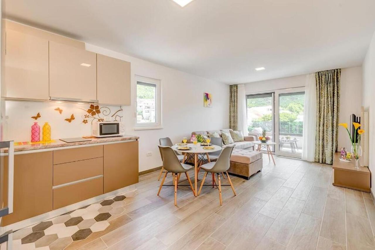 Villa Ivo Apartmani Promajna Ngoại thất bức ảnh