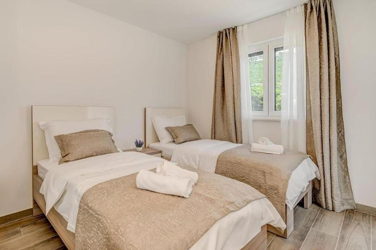 Villa Ivo Apartmani Promajna Ngoại thất bức ảnh