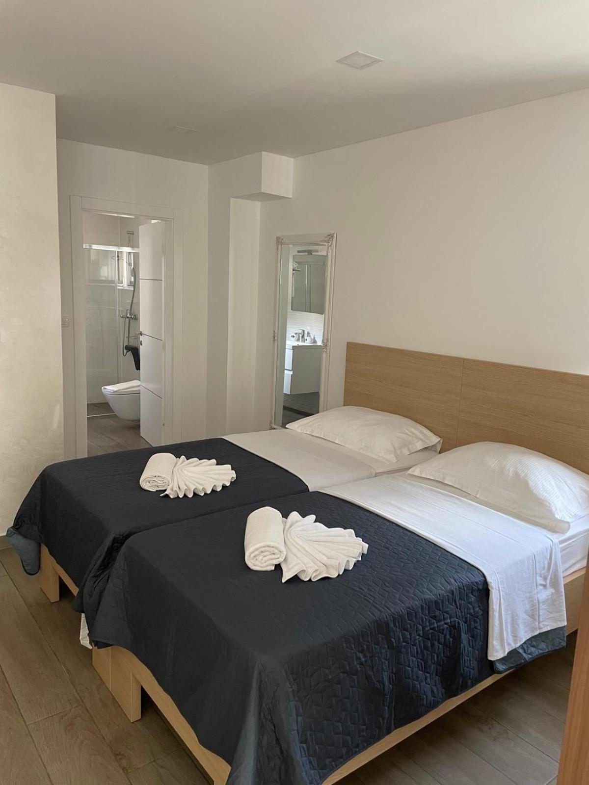 Villa Ivo Apartmani Promajna Ngoại thất bức ảnh